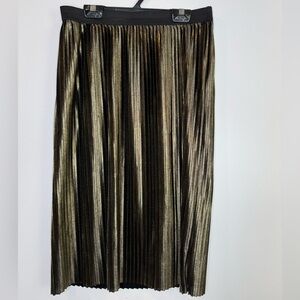 Jacqueline De Yong bronze metallic Pleated Skirt size medium